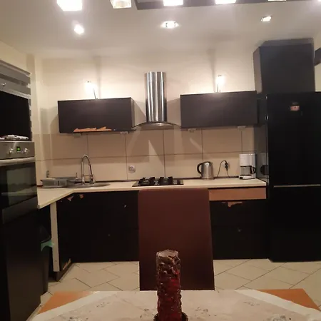Apartament 68 Metrow شقة *